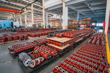 Jiangsu Jufeng Machinery Manufacturing Co., LTD প্রস্তুতকারকের উৎপাদন লাইন